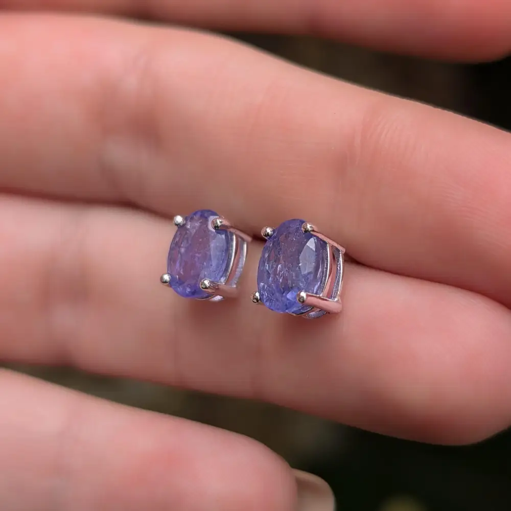 AAA Natural Tanzanite Oval Stud Earrings - Image 9