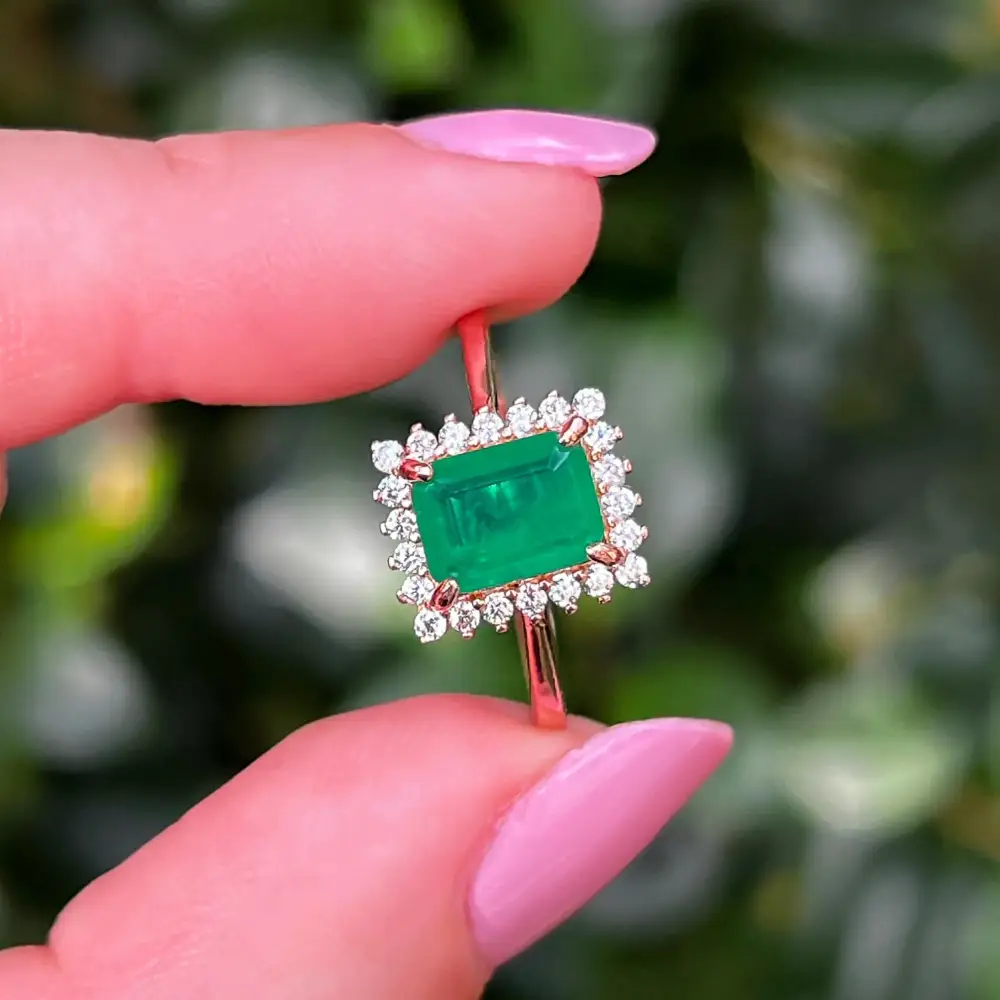 Emerald Halo Ring - Image 2