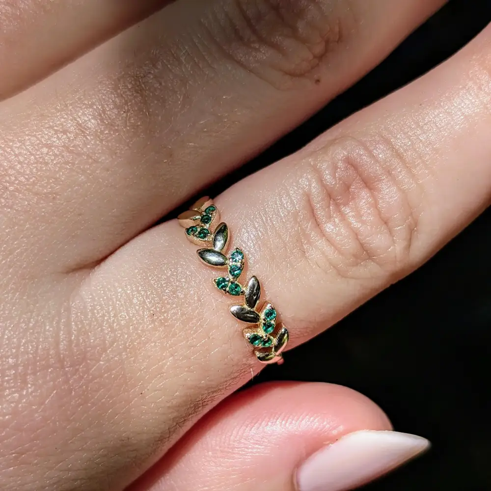 Emerald Laurel Leaf Half Eternity Band - Image 6