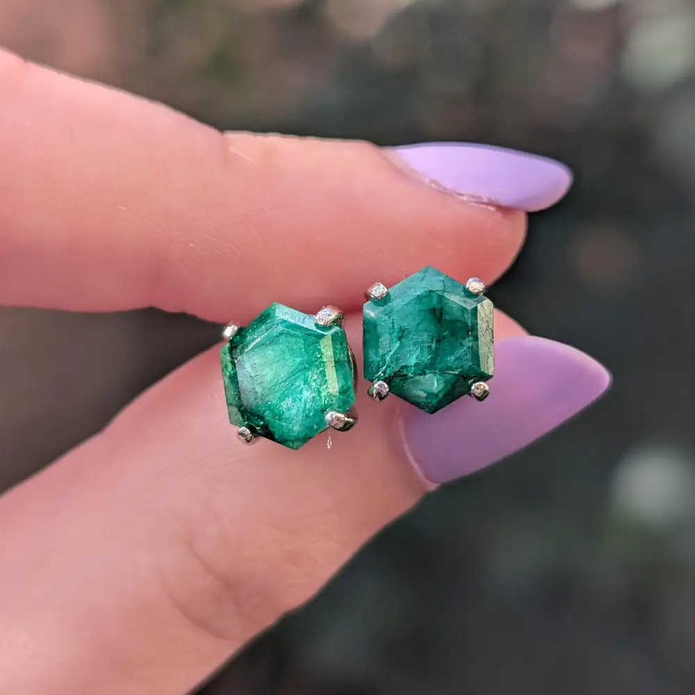 Hexagon Emerald Stud Earrings - Image 5