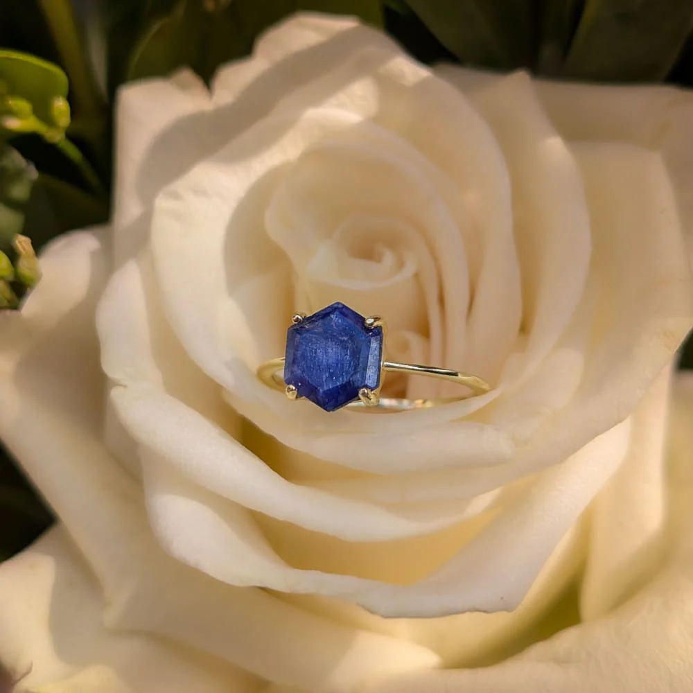 Hexagon Sapphire Ring - Image 5