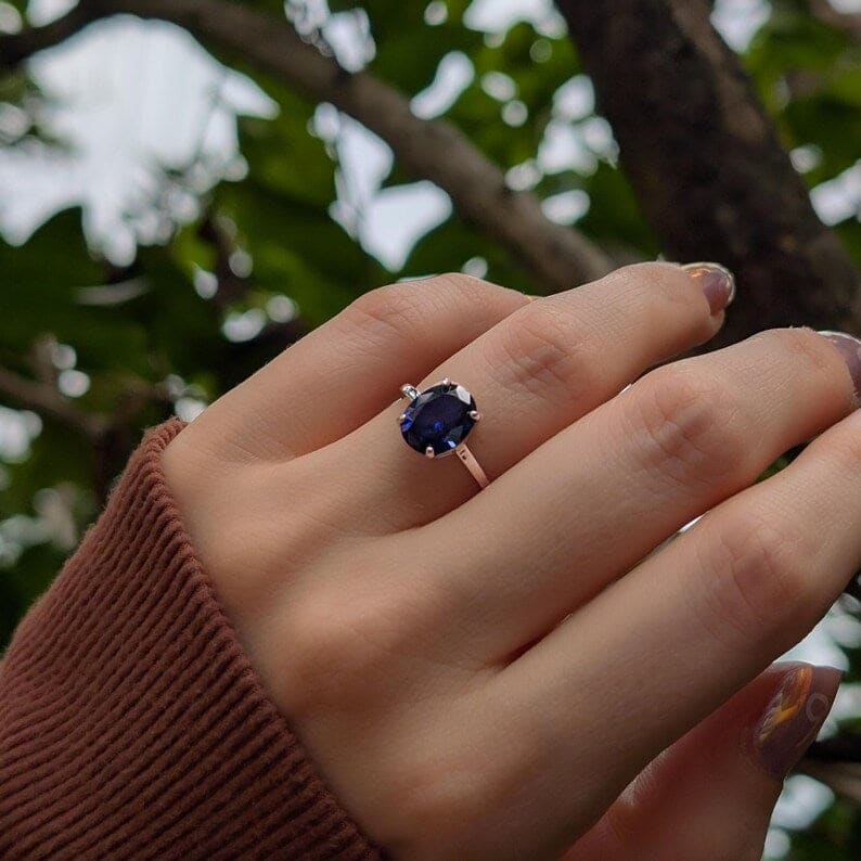Large Oval Sapphire Ring - Image 10