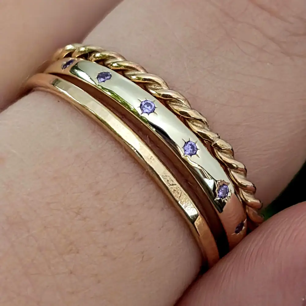 Lavender Amethyst Star Half Eternity Band - Image 5