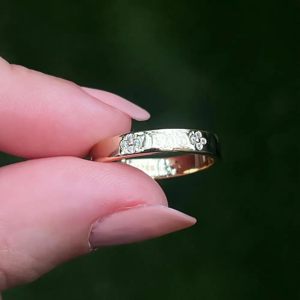 Clover Half Eternity Band - Moissanite - Image 8