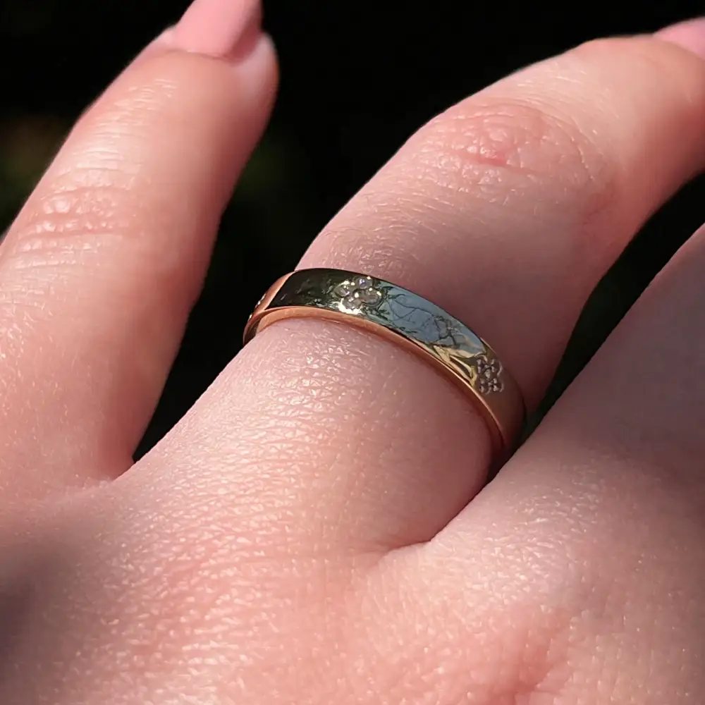 Clover Half Eternity Band - Moissanite - Image 9
