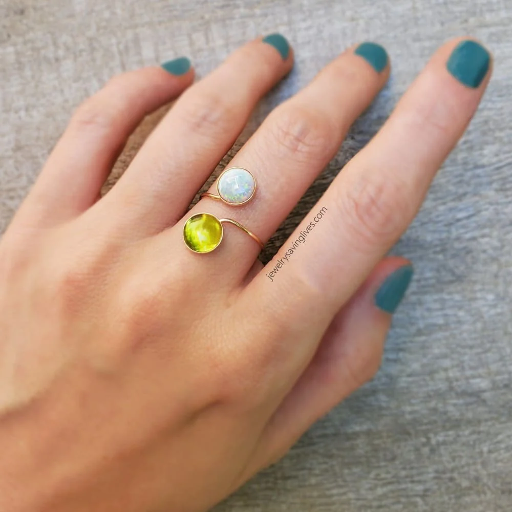 Peridot and Opal Ring - Image 4