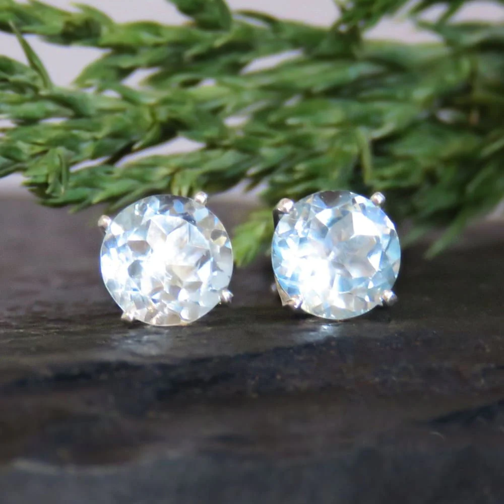 Round Aquamarine Stud Earrings - Image 6