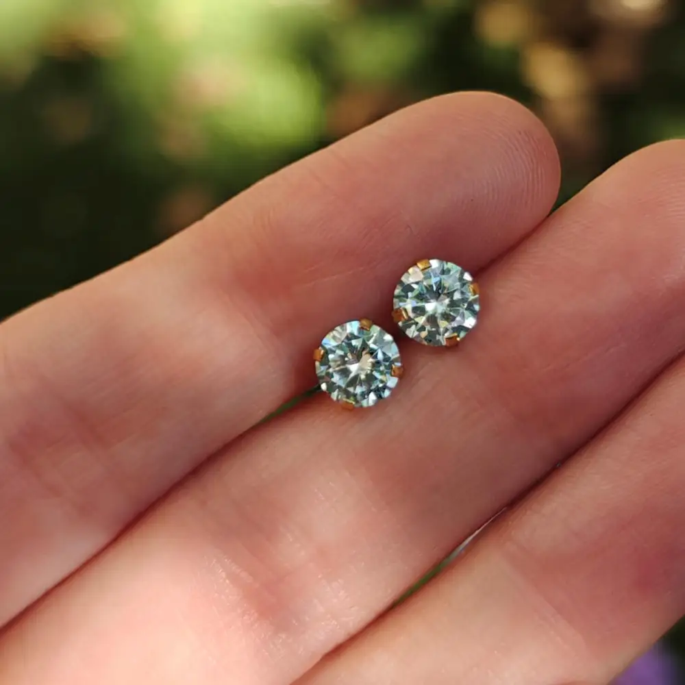 Round Aquamarine Stud Earrings - Image 7