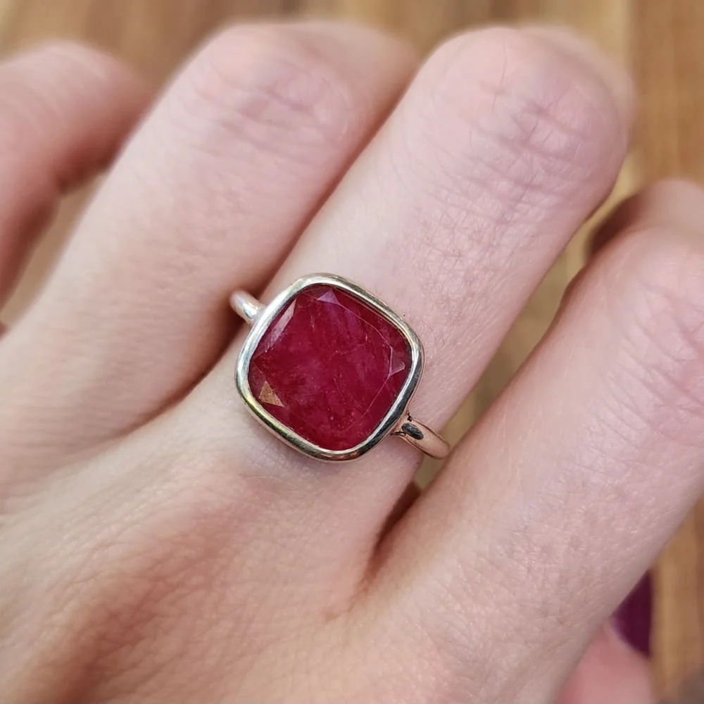 Ruby Bezel Ring - Image 5