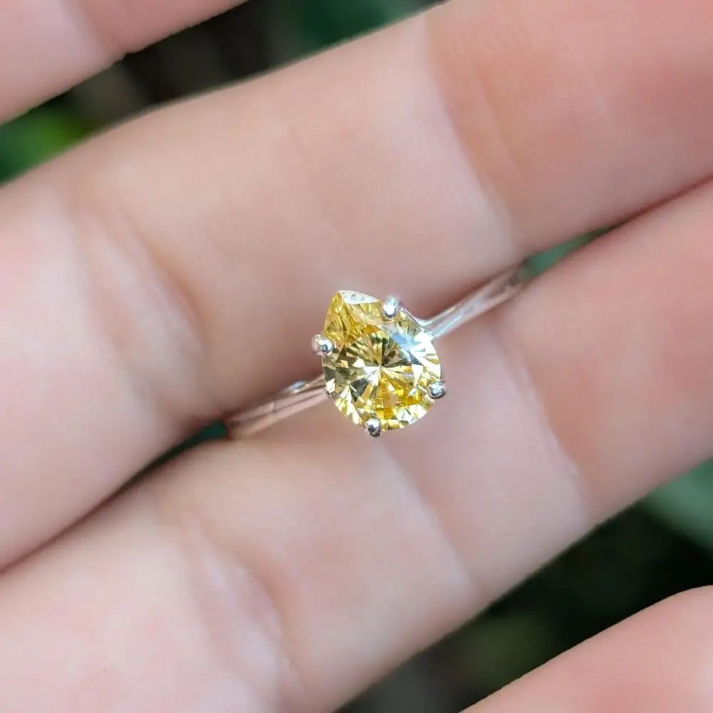 Teardrop Yellow Sapphire Ring - Image 7