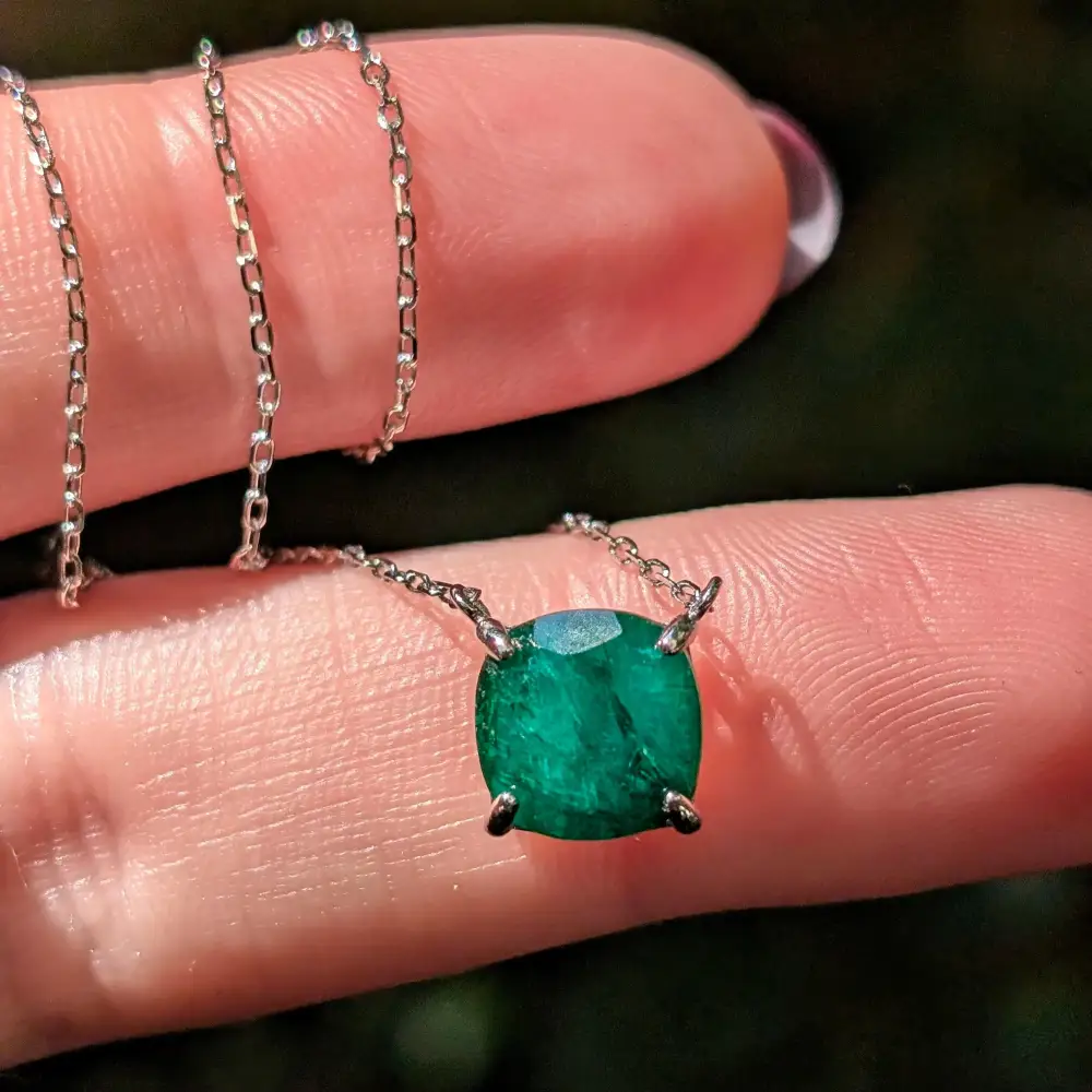 The Ashlynn - Natural Emerald Necklace - Image 4