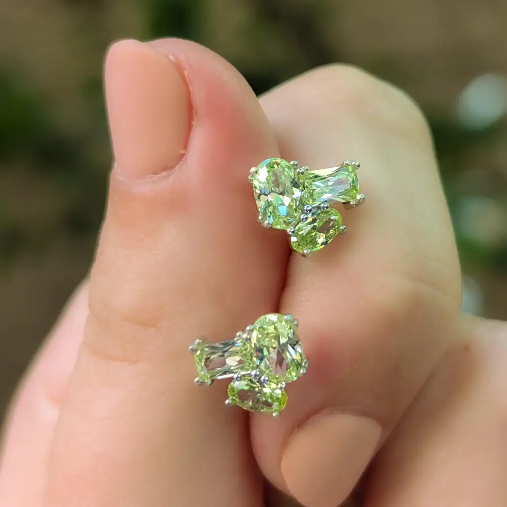 The Elia - Peridot Small Cluster Studs - Image 2