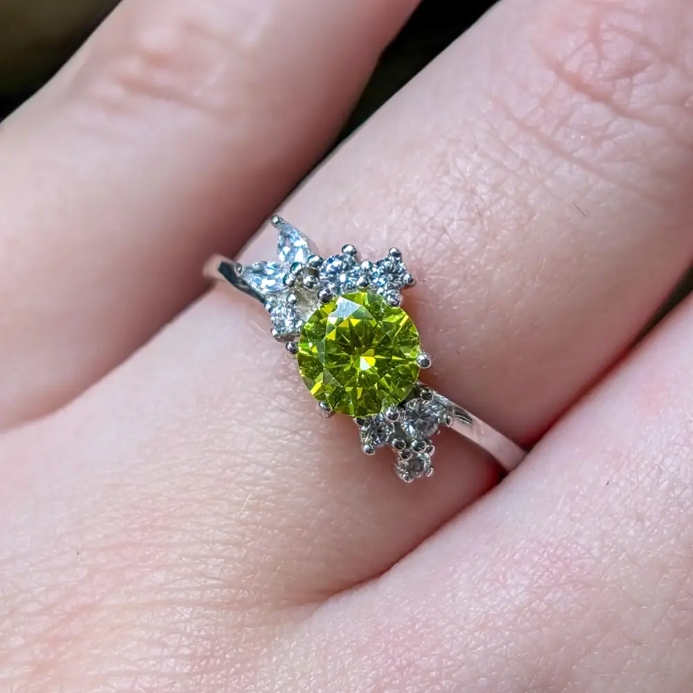 The Heirloom - Peridot Cluster Ring - Image 9