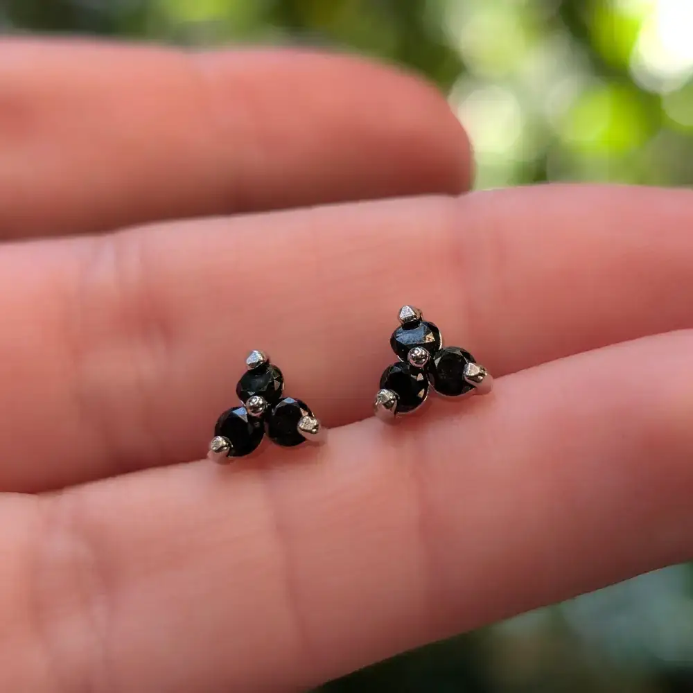 Tri-Cluster Onyx Stud Earrings - Image 11