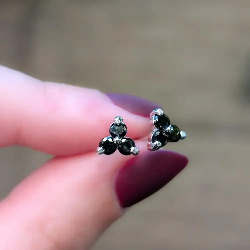 Tri-Cluster Onyx Stud Earrings - Image 5