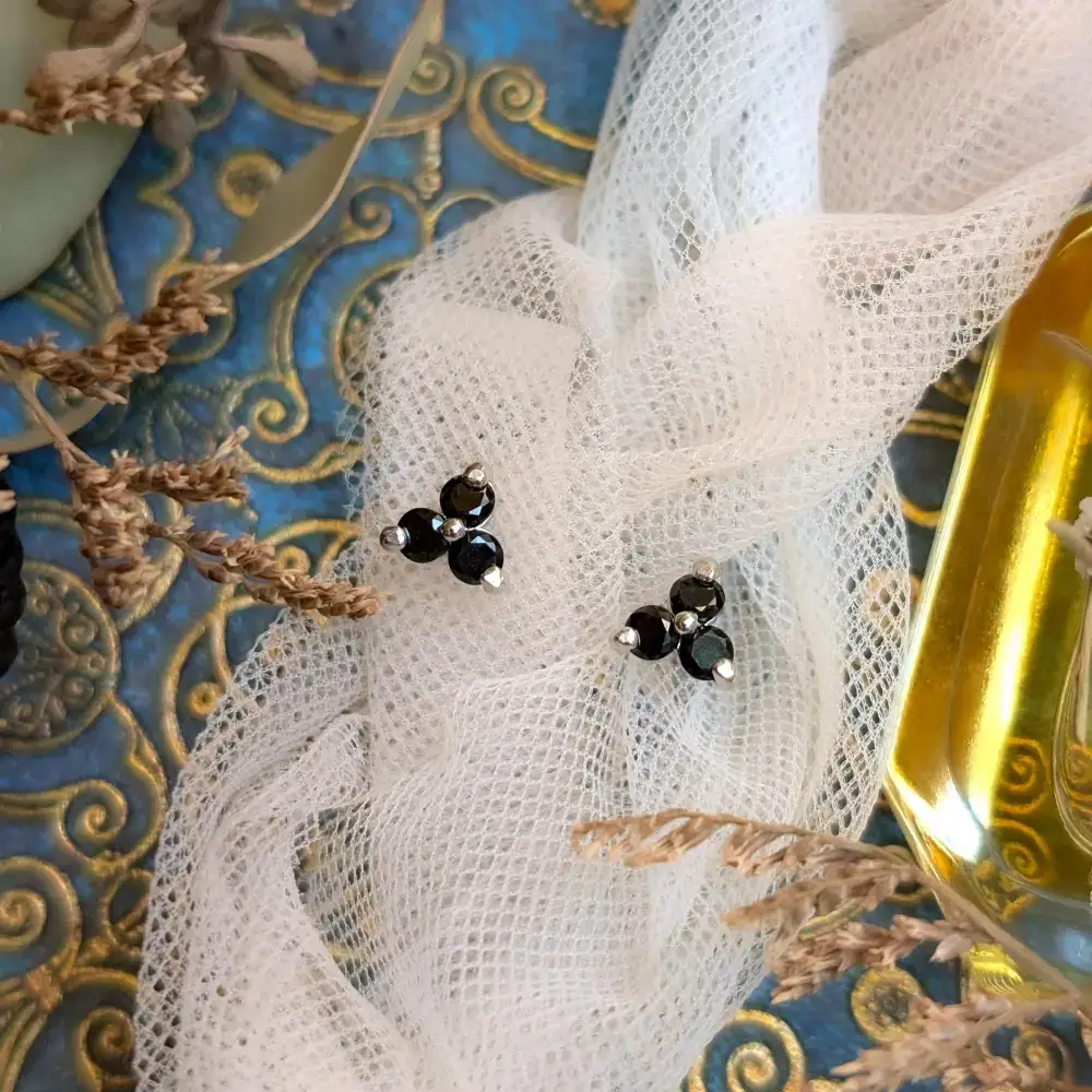 Tri-Cluster Onyx Stud Earrings - Image 9