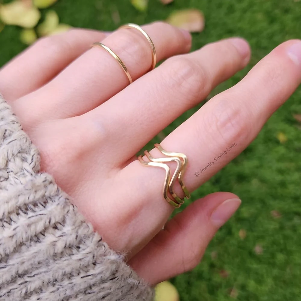 V Stacking Ring - Image 9