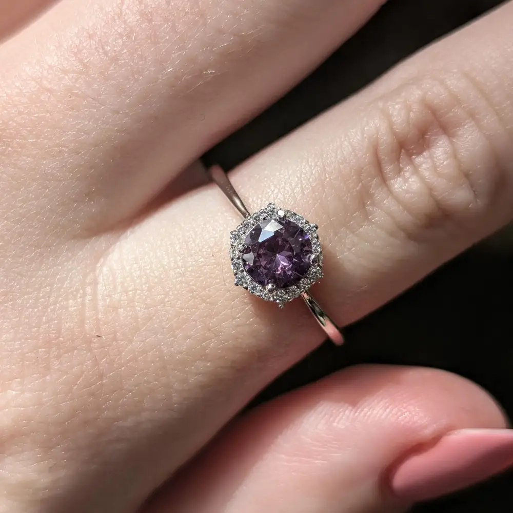 Vintage Hexagon Ring - Amethyst - Image 4